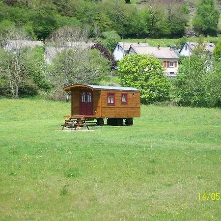 Des Graves Hotel Lascelle